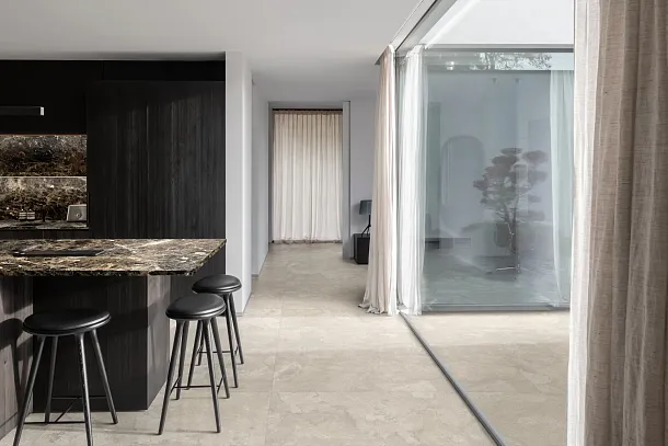 Фото Керамогранит Ragno Marazzi RCV4 Stoneplay Cliff Beige Rett 100x100 Италия