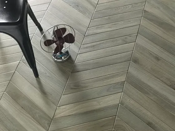 Фото Керамогранит J86590 Woodie Chevron Beige 7.5x40.7 Италия