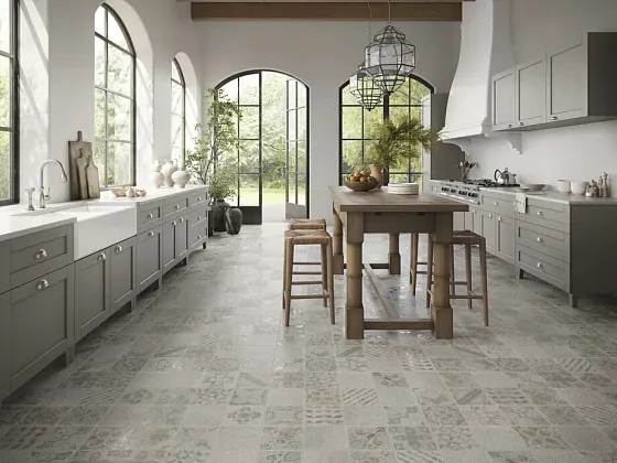 Керамогранит Kotor Perla Satin 58x58 для гостиной, для кухни, для прихожей, на теплый пол Фото Керамогранит Kotor Perla Satin 58x58 Испания