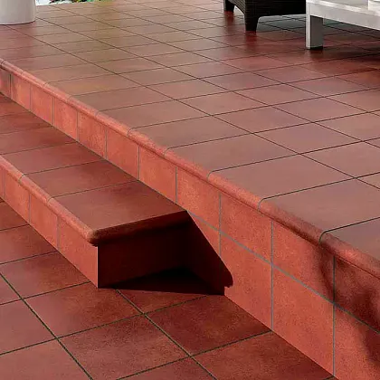 Фото Клинкерная плитка 902833 Parma Esquina ступень угловая 32.8x32.8 Испания