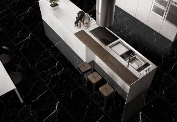 Коллекция Royal Black Realistik Индия